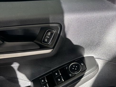 Used 2022 Ford Escape SE w/ Convenience Package image 8