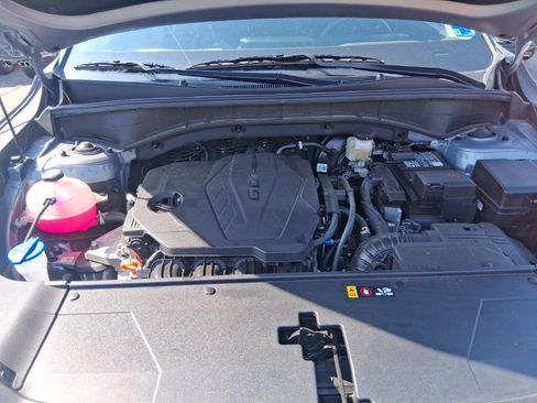 Used 2025 Kia Sorento S w/ Panoramic Sunroof Package image 9