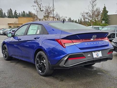 New 2026 Hyundai Elantra Sport FWD image 5