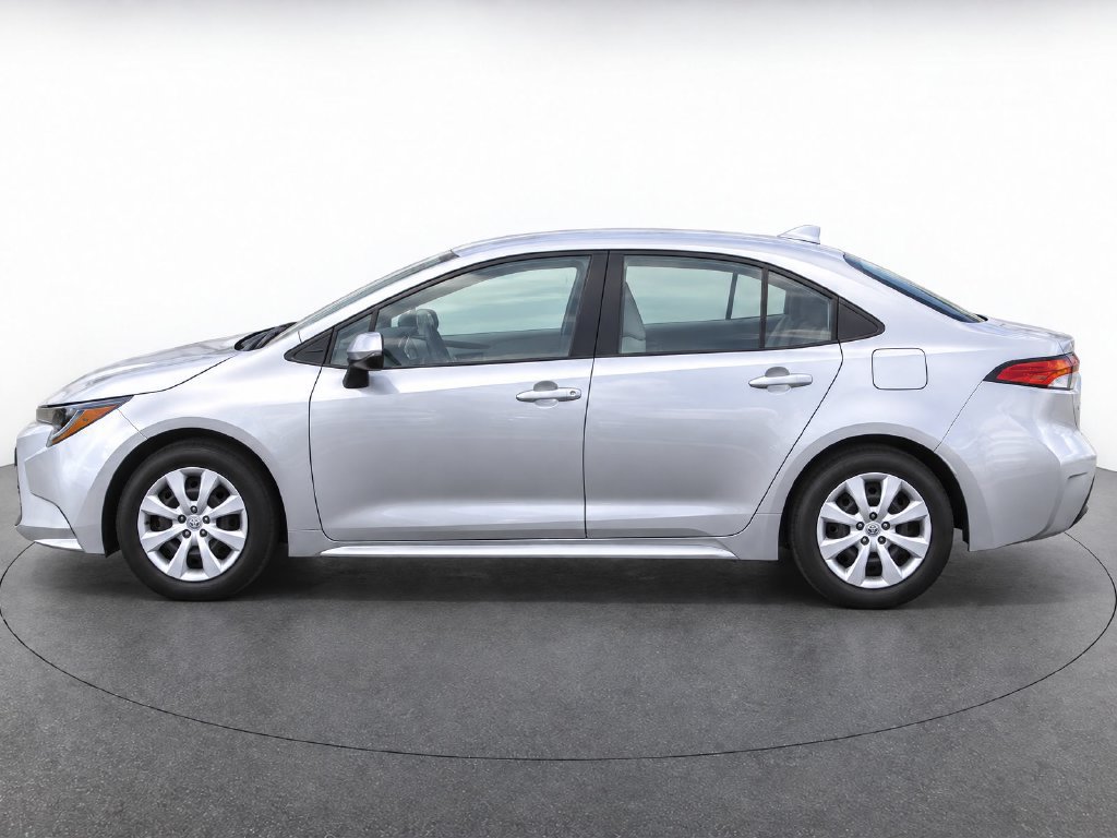 Used 2023 Toyota Corolla LE FWD image 6