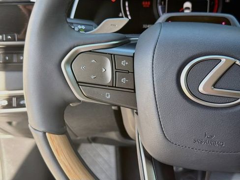 Used 2024 Lexus RX 350 AWD image 39