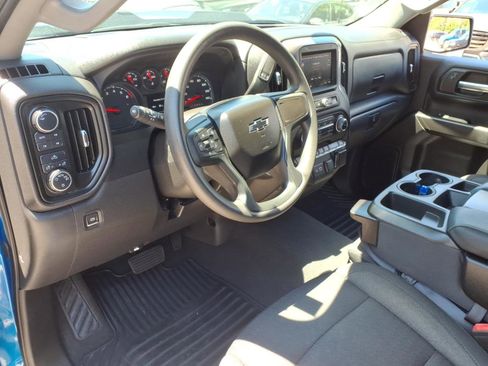 Used 2022 Chevrolet Silverado 1500 Custom Trail Boss w/ LPO, Dark Essentials Package AWD/4WD image 25