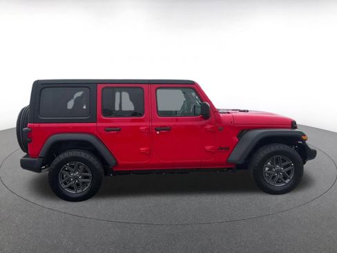Used 2025 Jeep Wrangler Sport S image 16