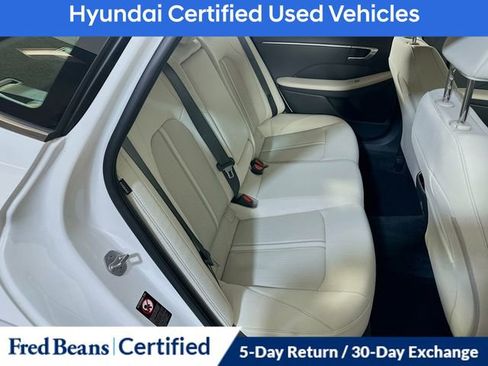 Certified 2023 Hyundai Sonata SEL w/ Convenience Package image 16
