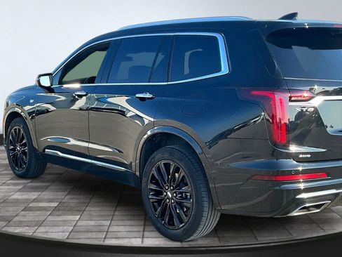 Used 2024 Cadillac XT6 Luxury w/ LPO, Floor Liner Package AWD/4WD image 5