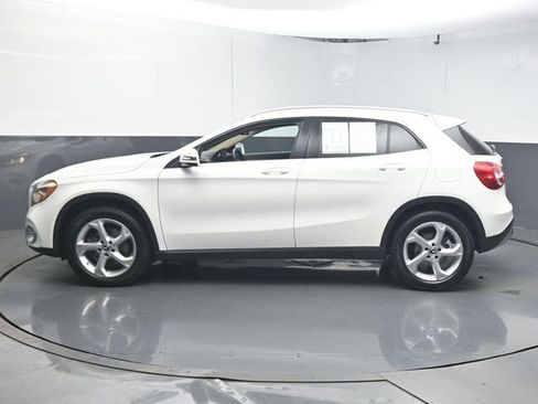 Used 2019 Mercedes-Benz GLA 250 4MATIC image 5