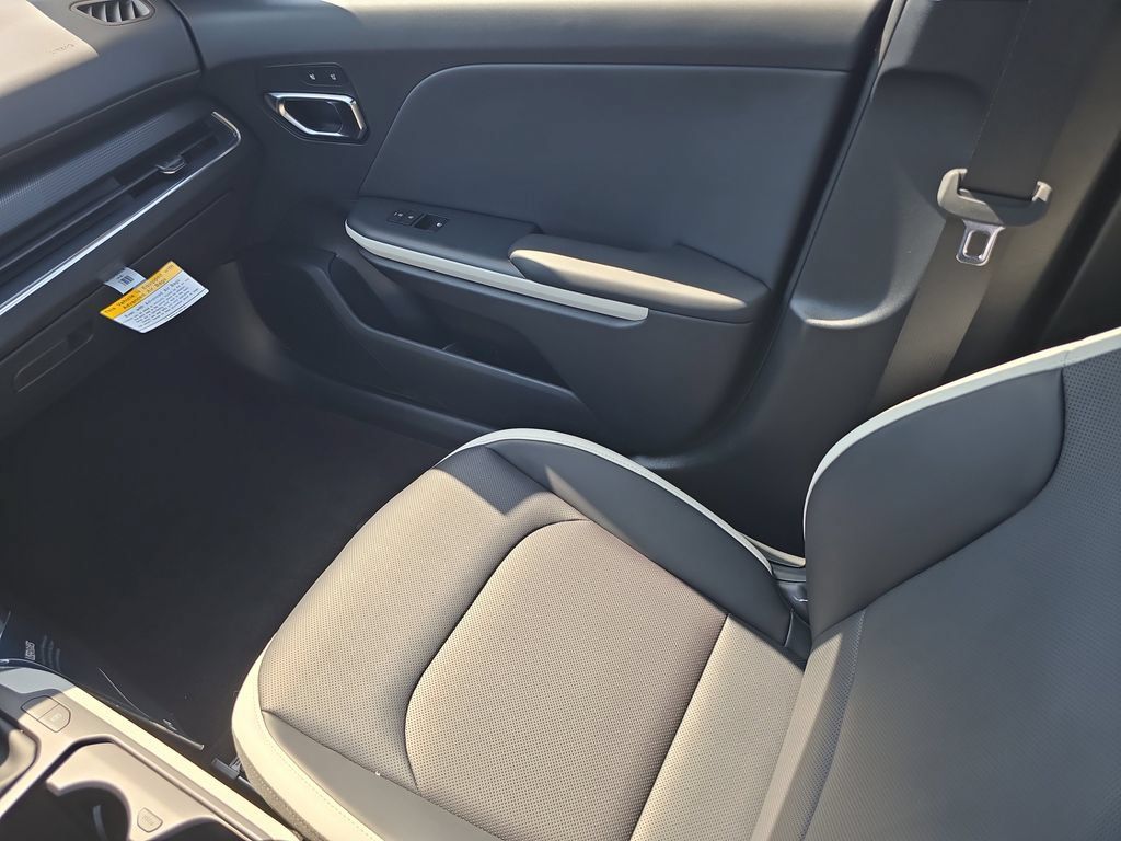 New 2026 Kia K4 GT-Line Turbo w/ GT-Line Premium Package FWD image 15
