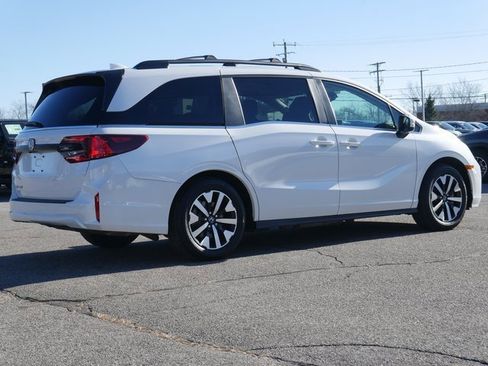 Used 2025 Honda Odyssey EX-L image 6
