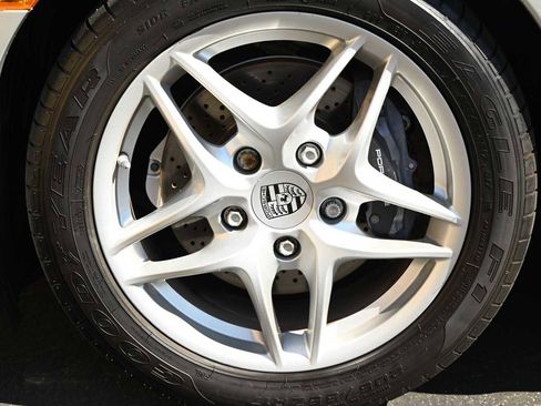 Used 2010 Porsche Boxster image 15