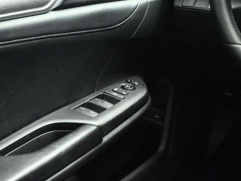Used 2018 Honda Civic EX-L image 40
