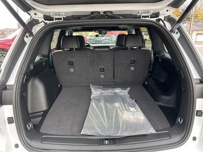 New 2025 Jeep Grand Cherokee 4WD