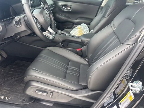 Used 2026 Honda HR-V EX-L image 4