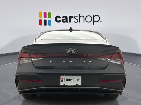 Used 2026 Hyundai Elantra Sport FWD image 4