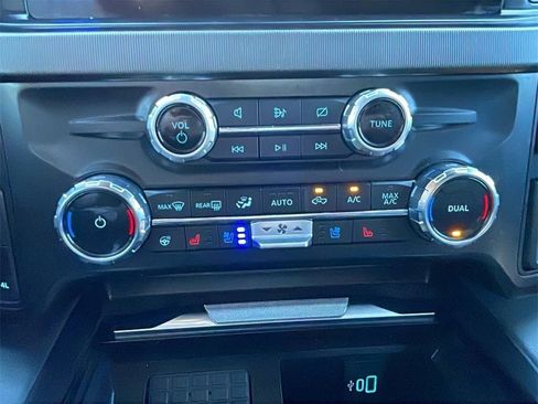 Used 2024 Ford F250 Platinum w/ Tremor Off-Road Package image 26