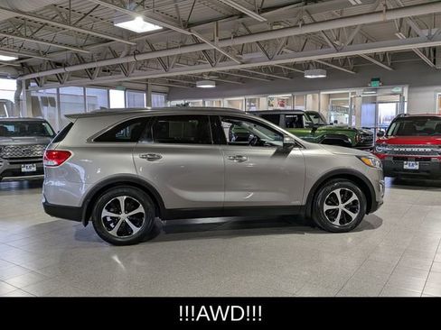 Used 2018 Kia Sorento EX w/ EX Advanced Touring Package image 9