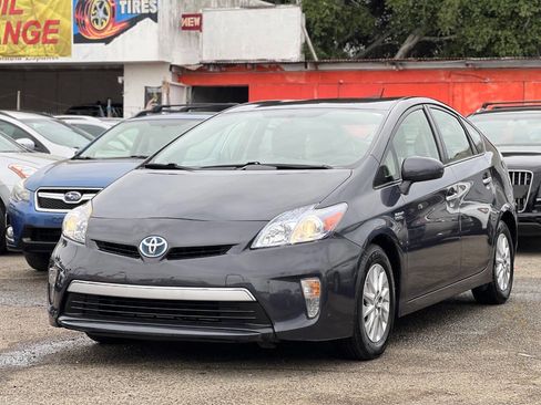 Used 2012 Toyota Prius Prime Plug-In Hybrid image 3