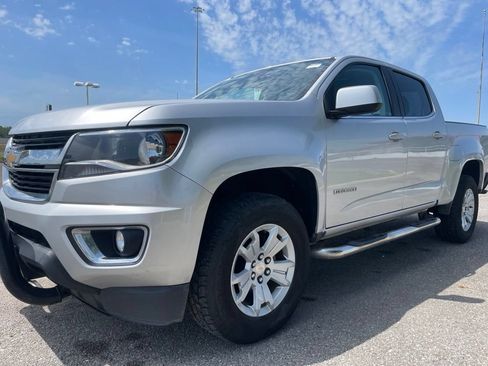 Used 2016 Chevrolet Colorado LT w/ LT Convenience Package RWD image 10