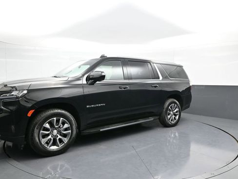 Used 2024 Chevrolet Suburban LS w/ Driver Alert Package AWD/4WD image 10