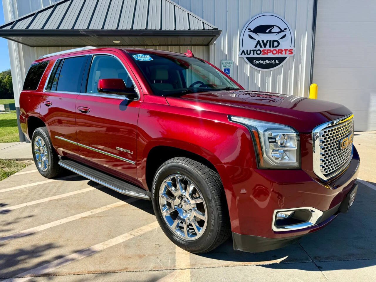 Used 2016 GMC Yukon Denali w/ Open Road Package AWD/4WD image 2