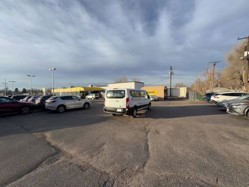 Used 2024 Ford Transit 350 XLT image 11