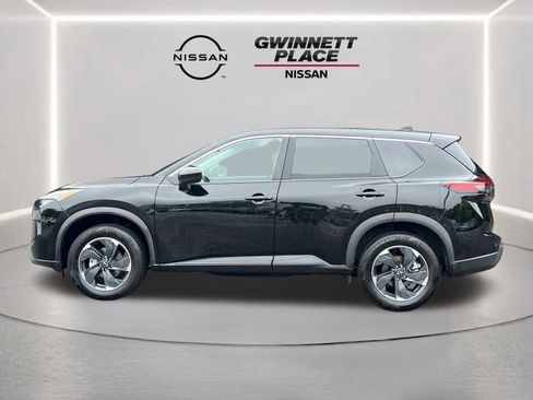 Used 2024 Nissan Rogue SV AWD/4WD image 22