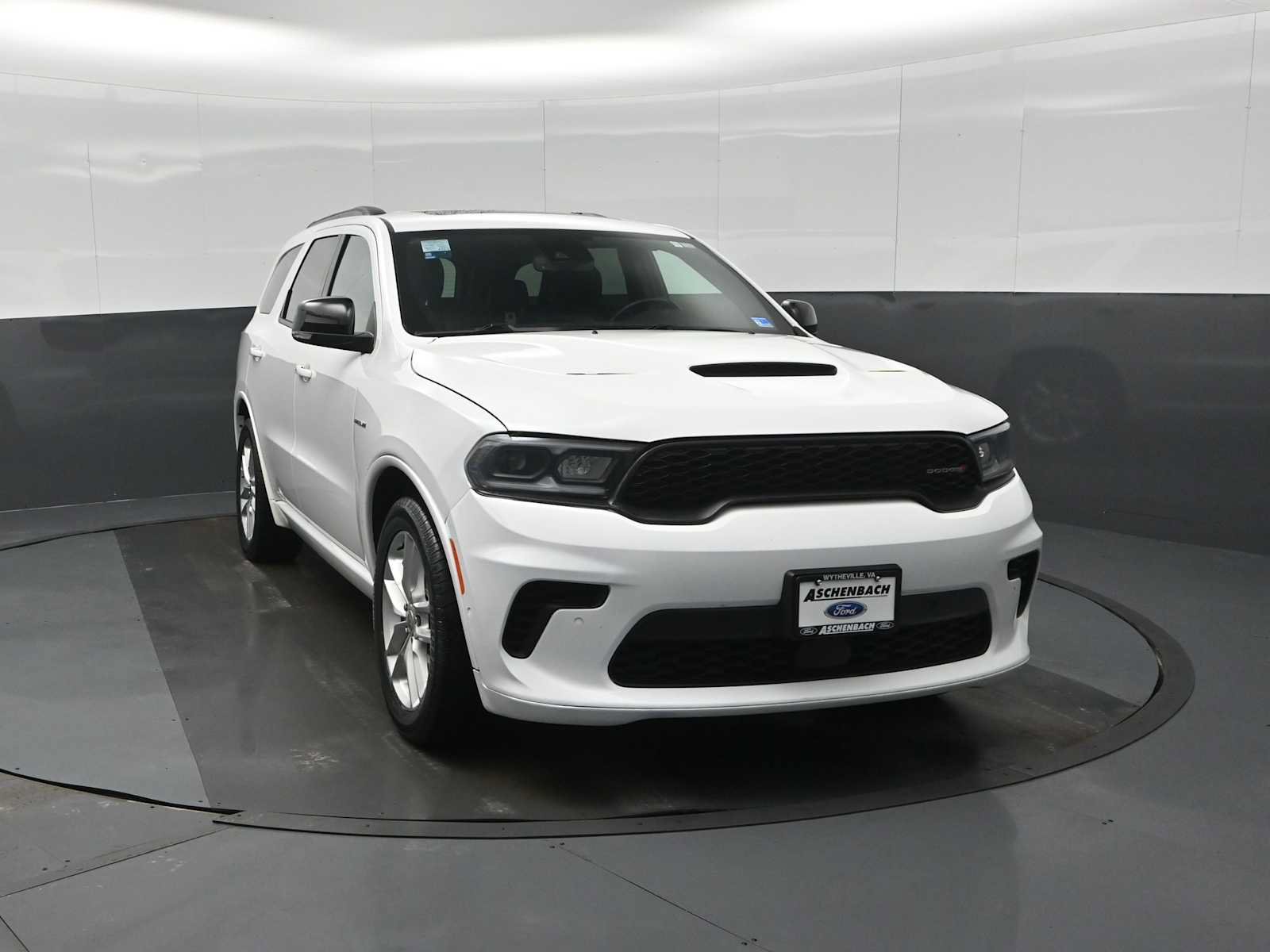 Used 2024 Dodge Durango R/T AWD/4WD image 3