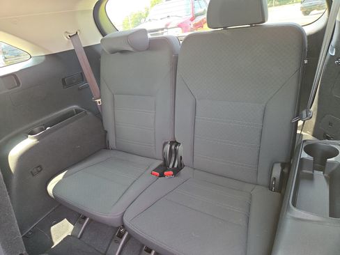 Used 2019 Kia Sorento FWD V6 image 9