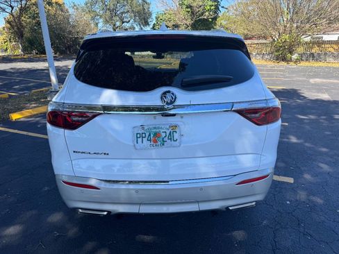 Used 2022 Buick Enclave Premium image 7