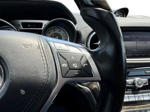 Used 2016 Mercedes-Benz SL 400 image 28