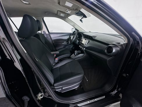 Used 2024 Nissan Kicks S image 28