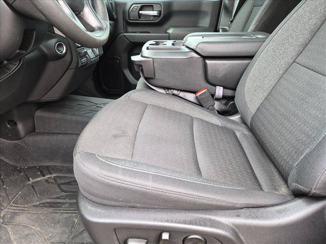 Used 2025 Chevrolet Silverado 2500 Custom w/ Custom Value Package AWD/4WD image 14