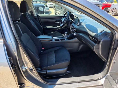 Used 2020 Nissan Sentra SV FWD image 41