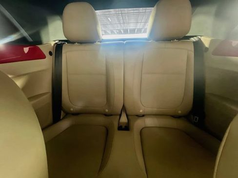 Used 2019 Volkswagen Beetle 2.0T S FWD image 25