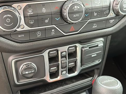 New 2026 Jeep Gladiator Sport image 16