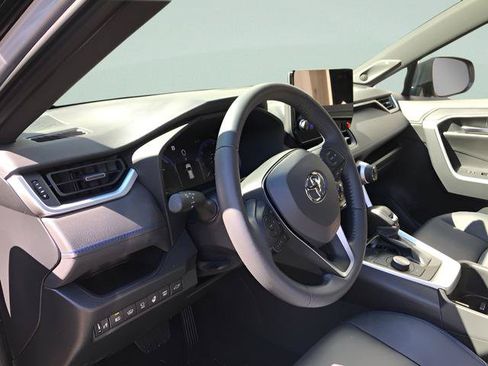 Used 2024 Toyota RAV4 XSE w/ Advanced Technology Package AWD/4WD image 18