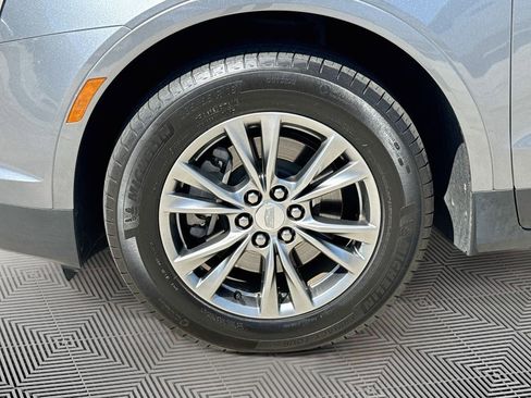Used 2020 Cadillac XT5 Premium Luxury w/ LPO, Floor Liner Package FWD image 11