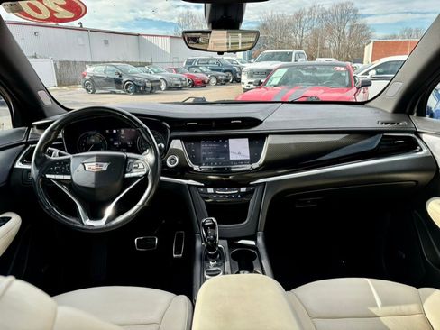 Used 2020 Cadillac XT6 Sport image 12