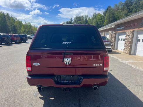 Used 2016 RAM 1500 Express AWD/4WD image 6