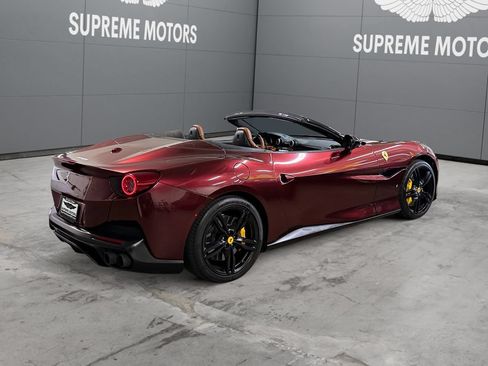 Used 2019 Ferrari Portofino RWD image 8