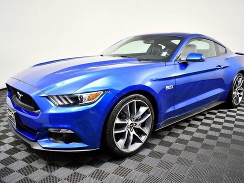Used 2017 Ford Mustang GT Premium w/ Equipment Group 401A image 2