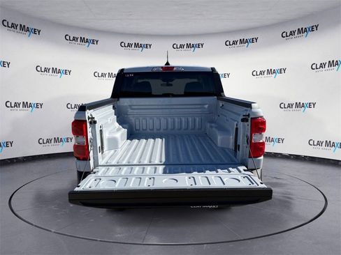 Used 2025 Ford Maverick XL image 16