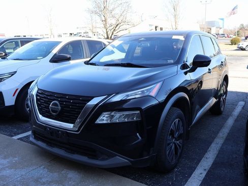 Used 2021 Nissan Rogue SV image 19