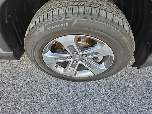 Used 2023 Honda Pilot EX-L image 10