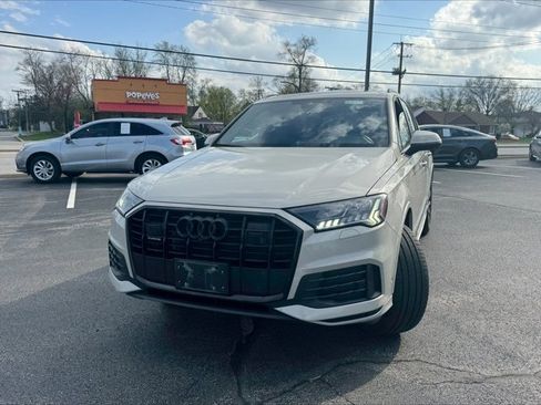Used 2023 Audi Q7 2.0T Premium Plus w/ Premium Plus Package image 2