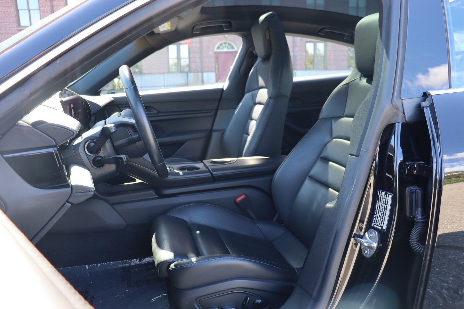 Used 2022 Porsche Taycan 4S AWD/4WD image 12