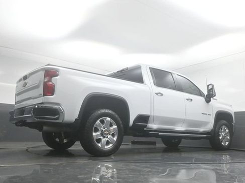 Used 2022 Chevrolet Silverado 2500 LTZ AWD/4WD image 32