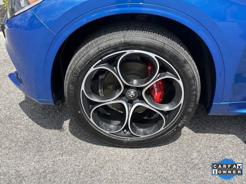 Used 2022 Alfa Romeo Stelvio Veloce image 20