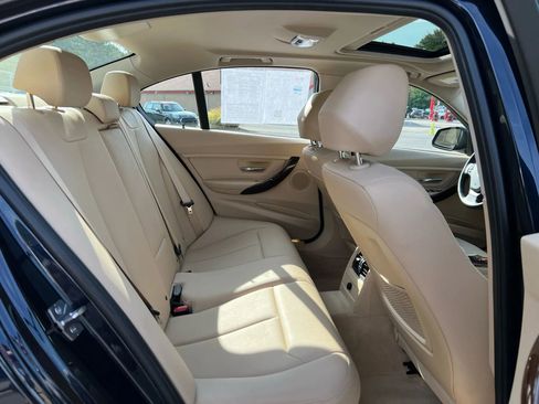 Used 2013 BMW 320i xDrive 320i xDrive Sedan 4D image 22
