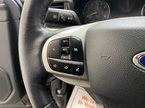 Used 2022 Ford Explorer XLT image 22