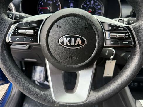 Used 2020 Kia Forte LXS image 30